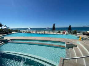 Beachfront Luxury in Soul Surfers Paradise 9th